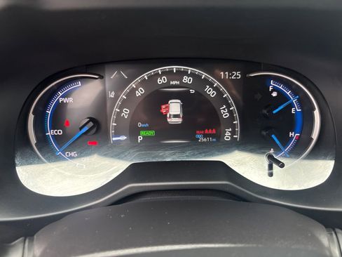 Certified 2025 Toyota RAV4 LE AWD/4WD image 19