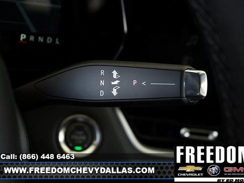 New 2025 Chevrolet Equinox LT w/ Safety and Technology Package image 29