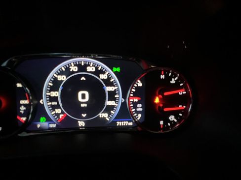 Certified 2021 GMC Acadia SLT w/ Technology Package image 29