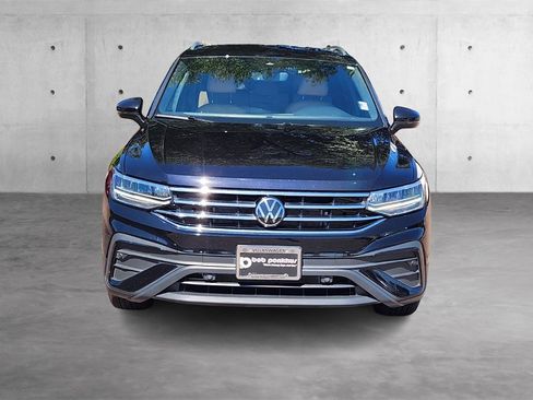 Used 2024 Volkswagen Tiguan SE image 24
