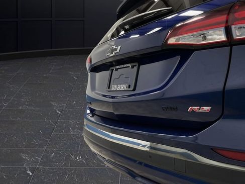 Used 2023 Chevrolet Equinox RS w/ RS Leather Package image 35