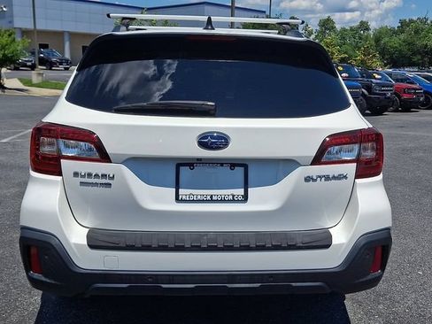Used 2019 Subaru Outback 2.5i Touring AWD/4WD image 5