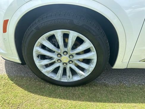 Used 2021 Cadillac XT6 Premium Luxury AWD/4WD image 5