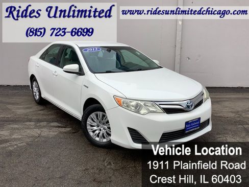 Used 2012 Toyota Camry LE FWD image 10