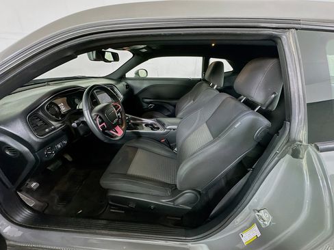 Used 2018 Dodge Challenger SXT w/ Blacktop Package image 13