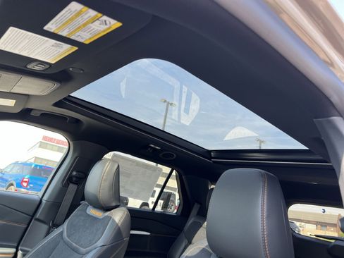 New 2026 Ford Explorer Tremor w/ Tremor Ultimate Package AWD/4WD image 24