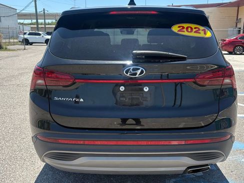 Used 2021 Hyundai Santa Fe SE w/ Cargo Package image 4