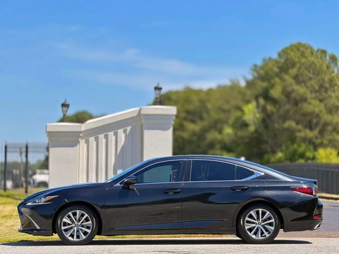 Used 2021 Lexus ES 350 w/ Accessory Package image 7