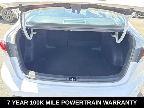 Used 2024 Toyota Corolla LE FWD image 9