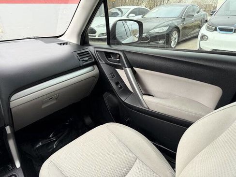 Used 2015 Subaru Forester 2.5i Premium w/ All-Weather Package image 19