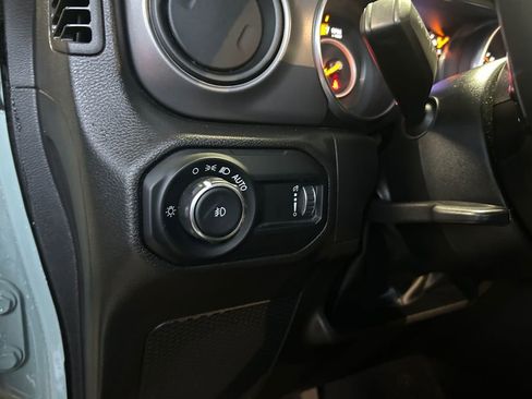 Used 2023 Jeep Wrangler Willys image 21