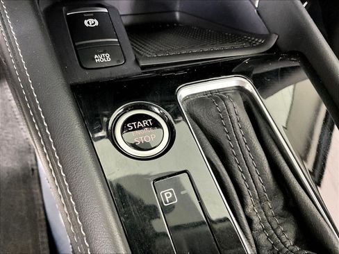 Used 2024 Nissan Kicks SV FWD image 36
