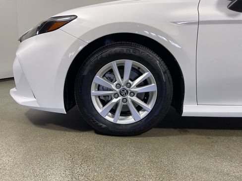 Certified 2025 Toyota Camry LE FWD image 11