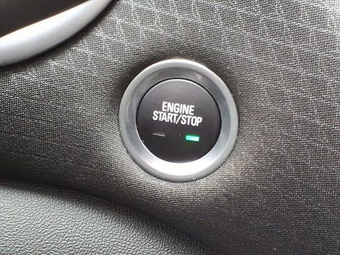 Used 2024 Chevrolet Malibu LT image 19