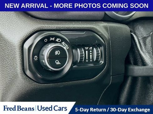 Used 2021 Jeep Gladiator Mojave AWD/4WD image 15