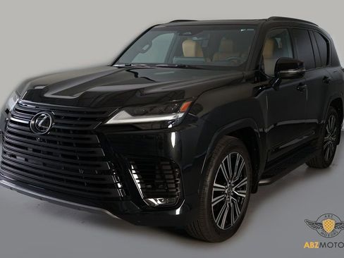 Used 2026 Lexus LX 600 4WD w/ Appearance Package image 3
