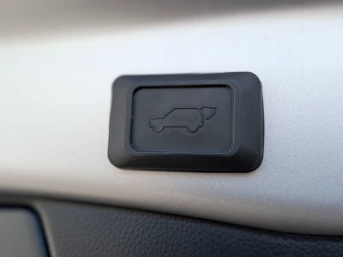 Used 2024 Toyota RAV4 XSE w/ Weather Package AWD/4WD image 13