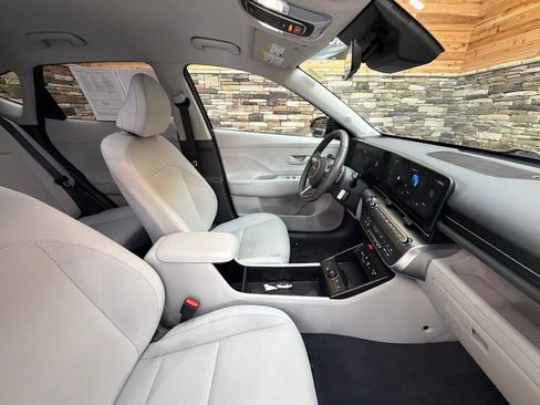 Used 2024 Hyundai Kona SEL w/ Convenience Package image 14