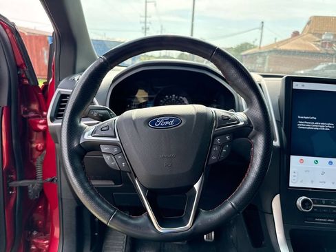 Used 2022 Ford Edge ST-Line w/ Class II Trailer Tow Package AWD/4WD image 23