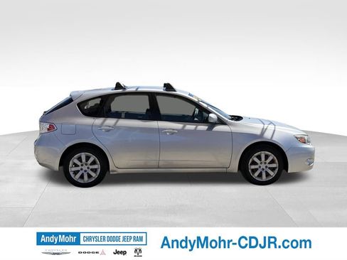 Used 2010 Subaru Impreza 2.5i AWD/4WD image 8