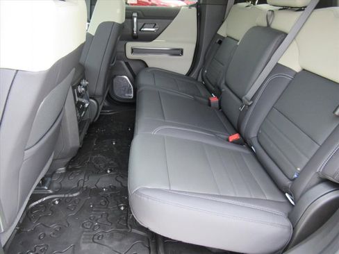 New 2026 GMC Hummer EV 2X image 30