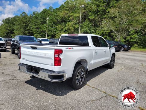 Used 2023 Chevrolet Silverado 1500 LT AWD/4WD image 5
