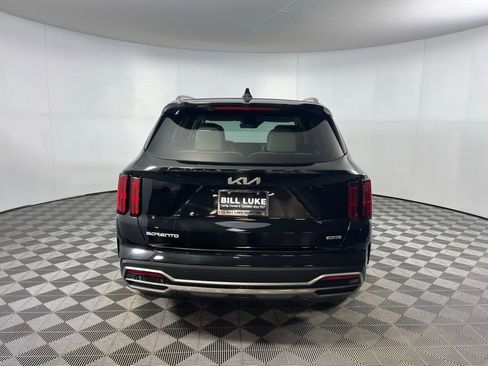 Used 2023 Kia Sorento SX Prestige image 7