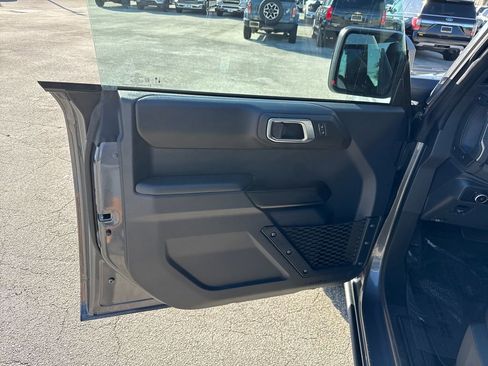 Certified 2025 Ford Bronco Badlands image 13