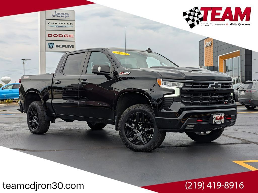 Used 2022 Chevrolet Silverado 1500 LT Trail Boss w/ LT Trail Boss Premium Package AWD/4WD image 1