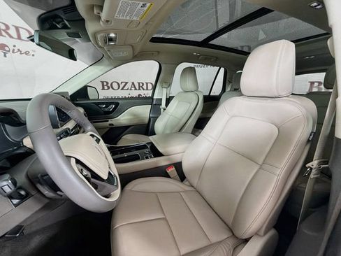 Certified 2023 Lincoln Aviator 2WD w/ Premium Package image 25