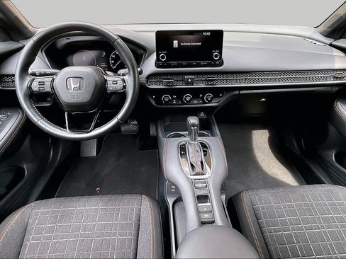 Used 2025 Honda HR-V Sport image 15