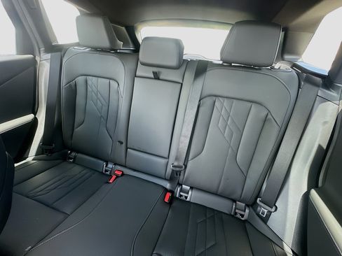 New 2025 BMW X3 xDrive30i w/ Convenience Package image 18