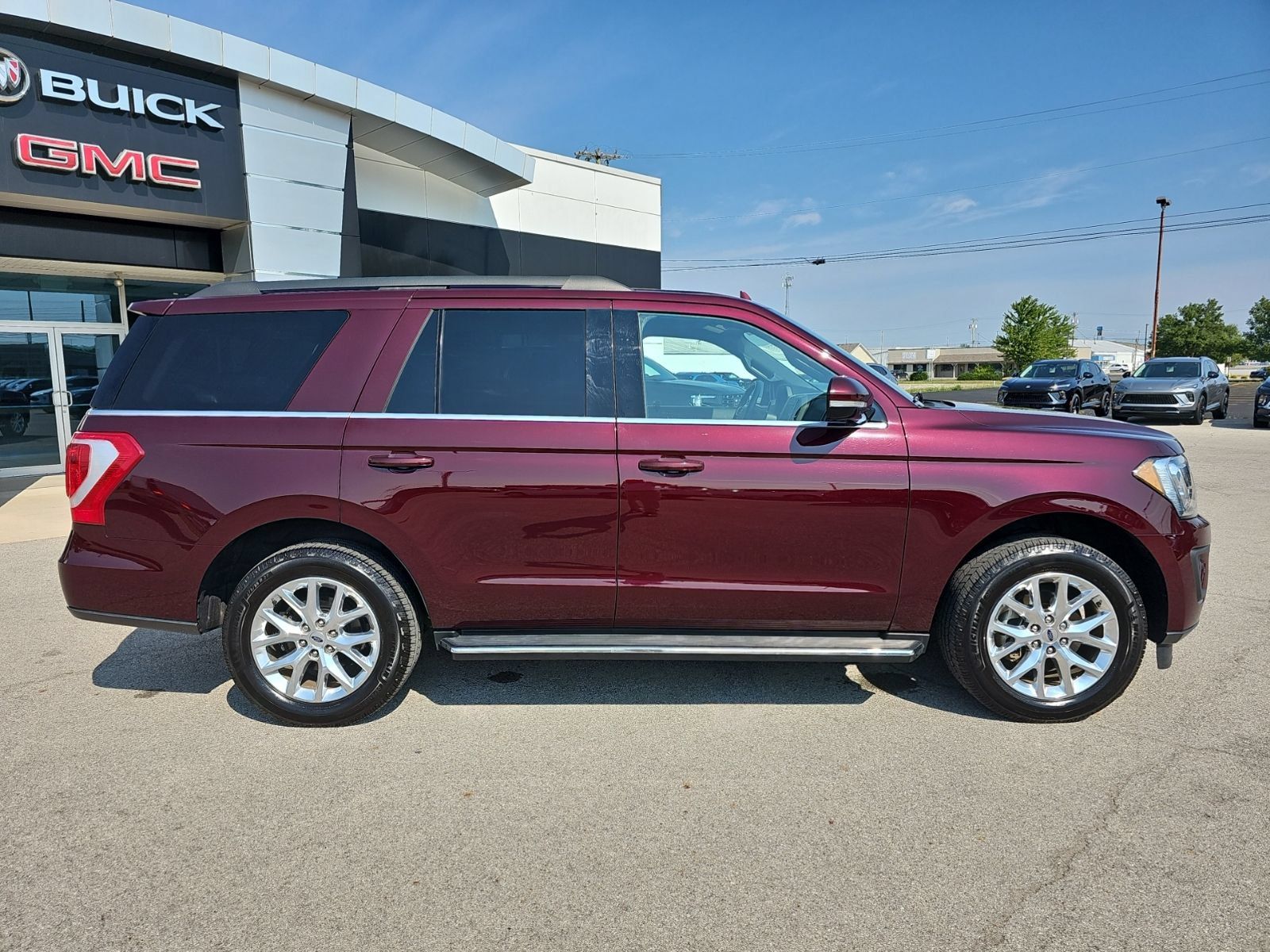 Used 2021 Ford Expedition XLT AWD/4WD image 8