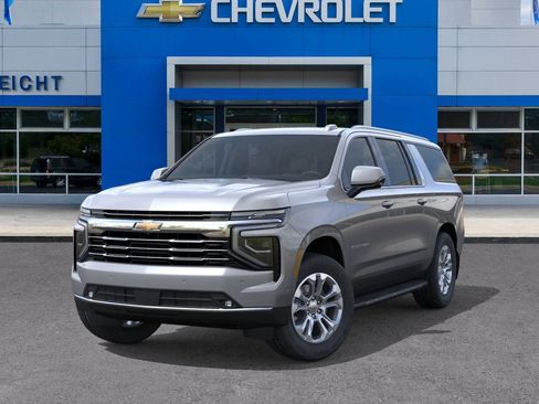 New 2026 Chevrolet Suburban LT image 30