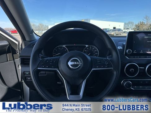 Used 2024 Nissan Sentra SV image 13