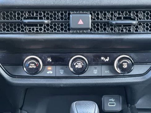 Used 2023 Honda HR-V LX image 13
