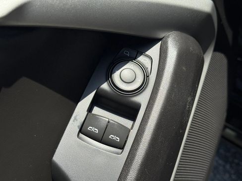 Used 2018 Chevrolet Camaro LT image 30