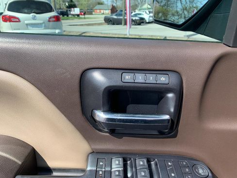 Used 2014 Chevrolet Silverado 1500 LTZ AWD/4WD image 11
