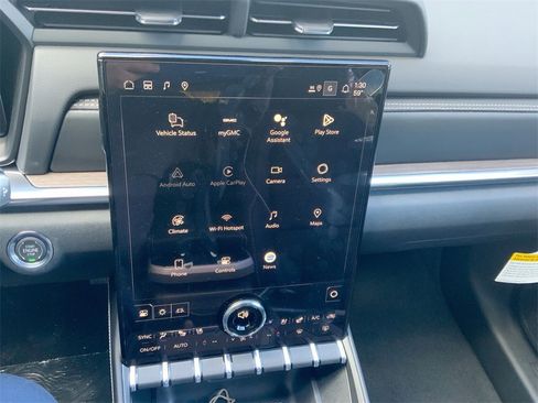 New 2026 GMC Terrain Denali w/ LPO, Floor Liner Package image 13