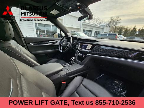 Used 2024 Cadillac XT6 Premium Luxury image 16