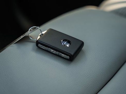 New 2026 Volvo XC40 B5 Plus w/ Protection Package Premier image 44