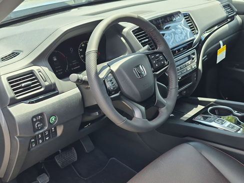 New 2026 Honda Ridgeline Black Edition image 11