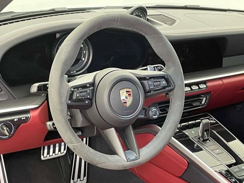 Used 2024 Porsche 911 Carrera S image 4