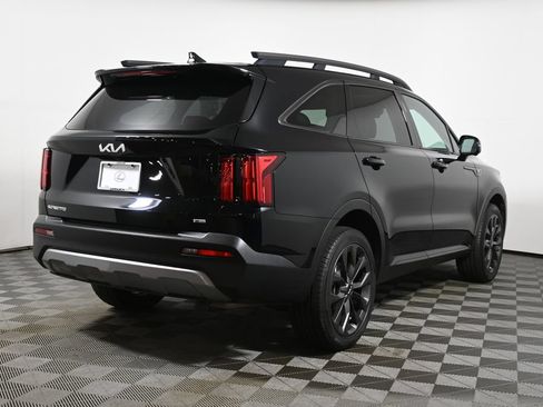 Used 2023 Kia Sorento SX Prestige AWD/4WD image 7