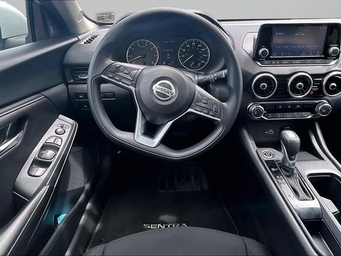 Used 2023 Nissan Sentra S FWD image 4