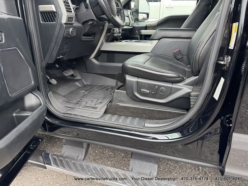 Used 2017 Ford F250 Lariat w/ Lariat Value Package AWD/4WD image 13