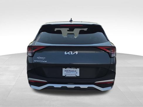 Used 2025 Kia Sportage EX FWD image 4
