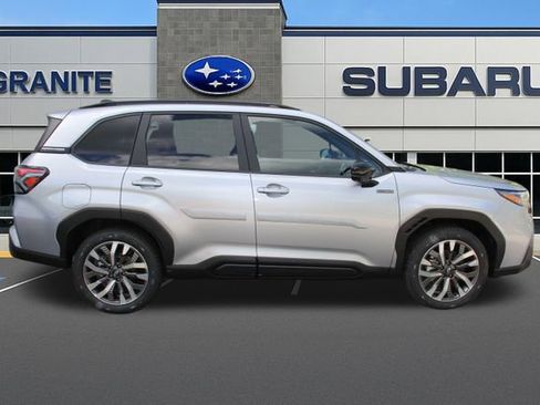 New 2026 Subaru Forester Touring AWD/4WD image 10