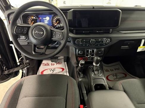 New 2026 Jeep Wrangler Unlimited Rubicon image 18