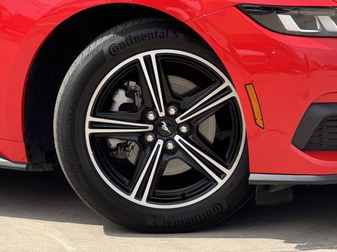 Used 2024 Ford Mustang Coupe image 3